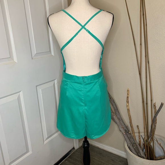 NWOT Backless Romper (L) - Picture 2 of 11